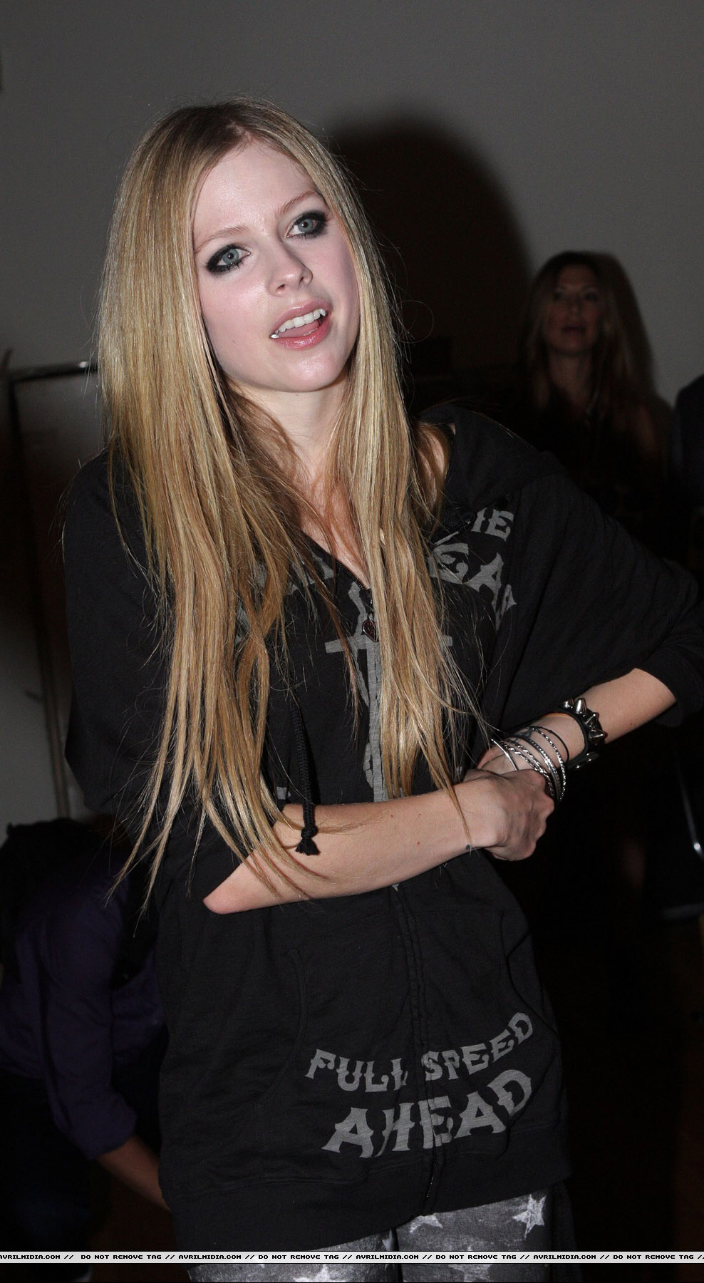 backstage03.jpg